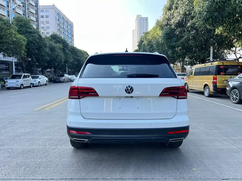 Volkswagen Tharu 2021 из CN, фото 2