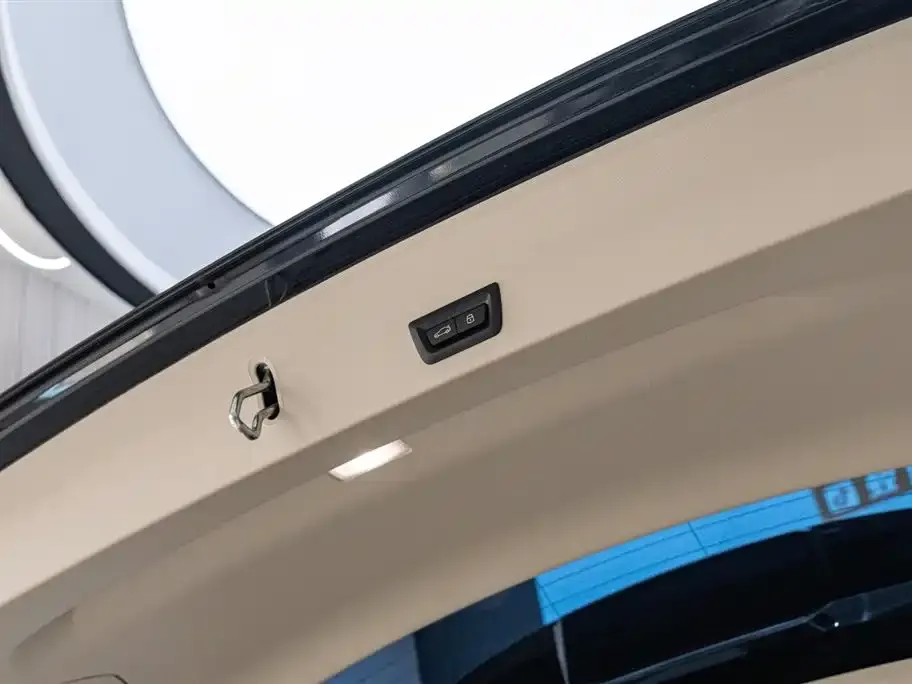 BMW X3 2024 из CN, фото 2