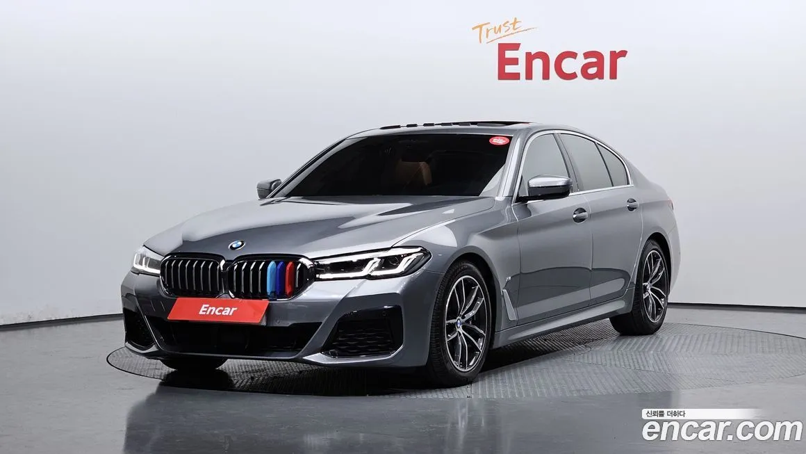 BMW 5-Series 2023 из KR, фото 1