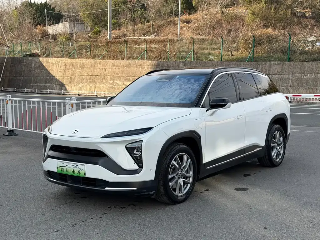 NIO ES6