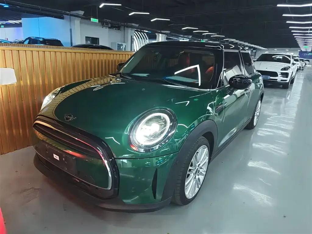 MINI Cooper (3-door) 2022 из CN, фото 2