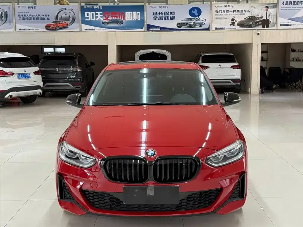 BMW 1 Series 2021 из CN, фото 7