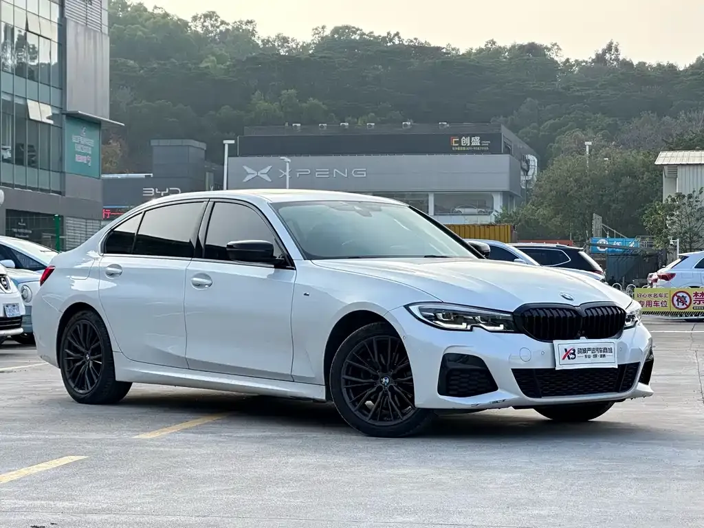 BMW 3 Series 2021 из CN, фото 7