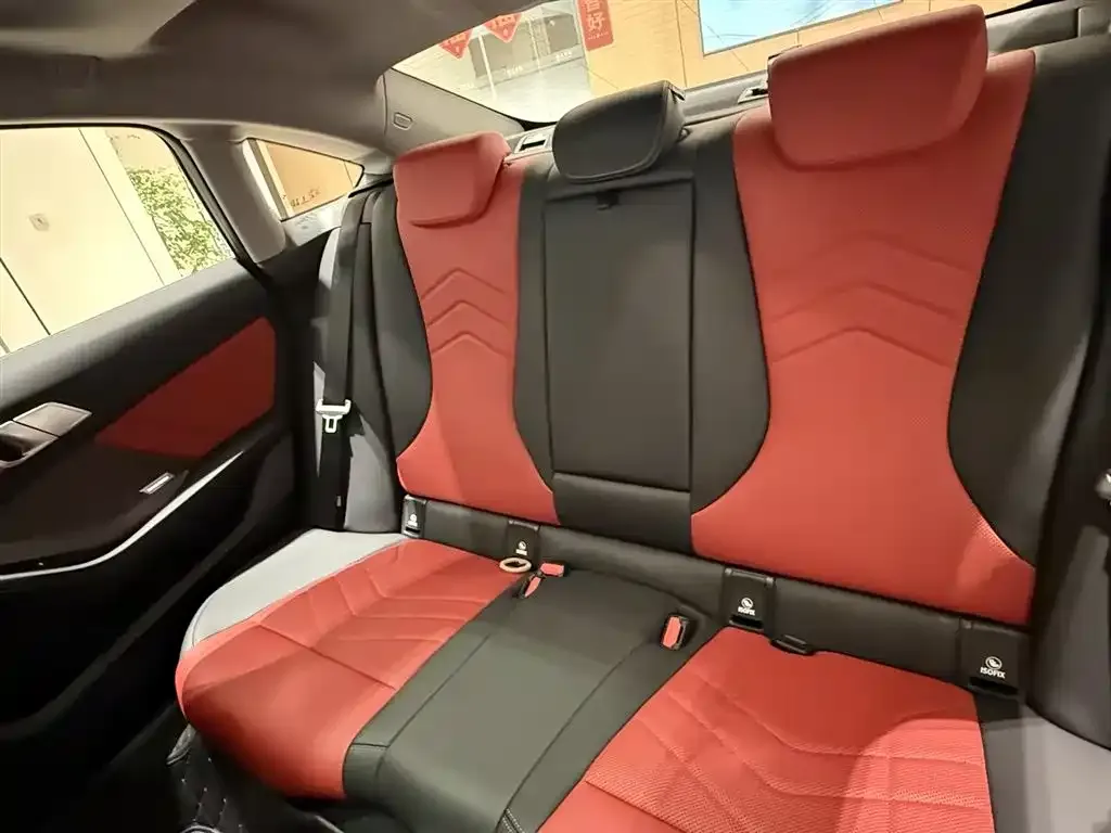 BMW 2 Series 2025 из CN, фото 2