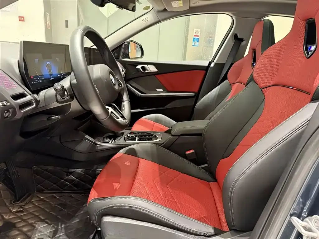 BMW 2 Series 2025 из CN, фото 8
