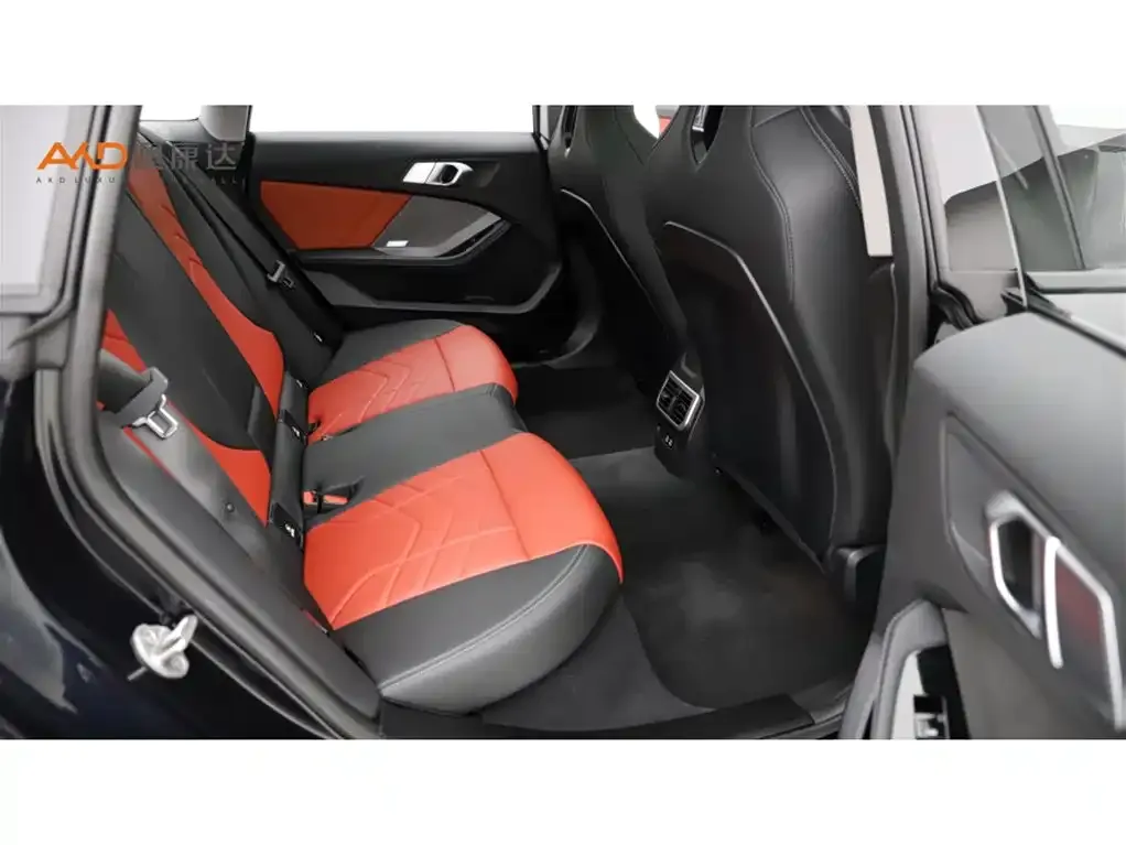 BMW 2 Series 2025 из CN, фото 8