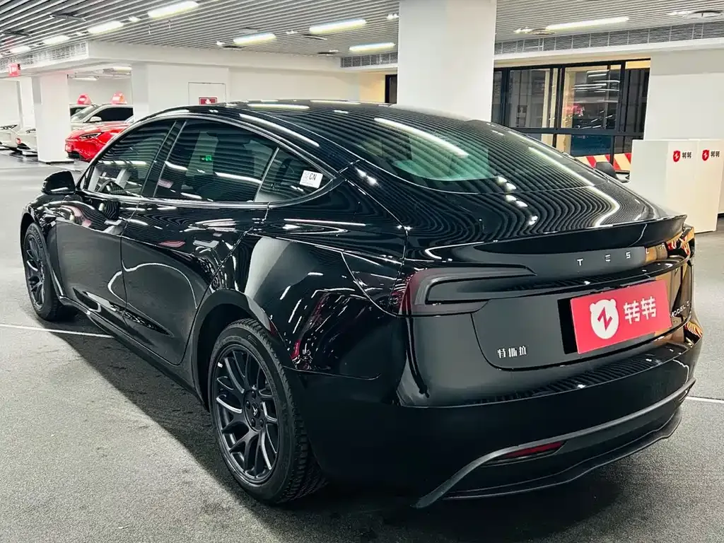 Tesla Model 3 2024 из CN, фото 9