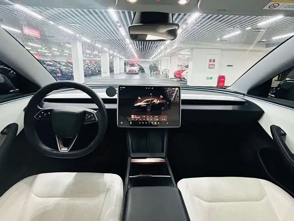 Tesla Model 3 2024 из CN, фото 4