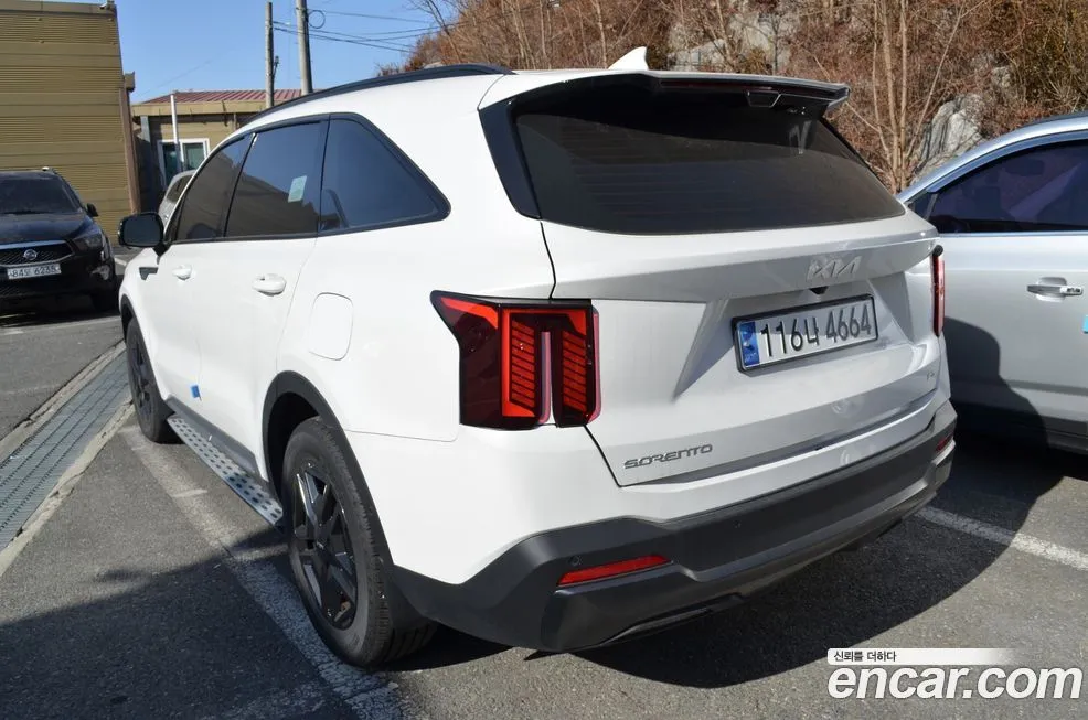 Kia Sorento — фото 10