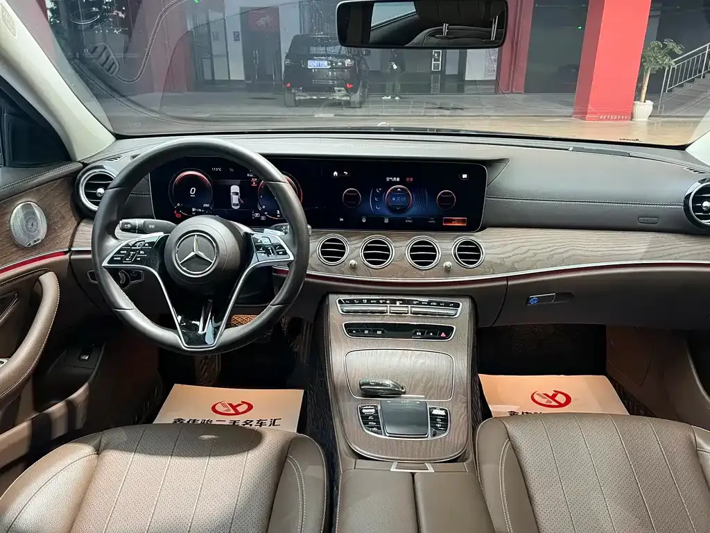 Mercedes-Benz E-Class 2023 из CN, фото 10