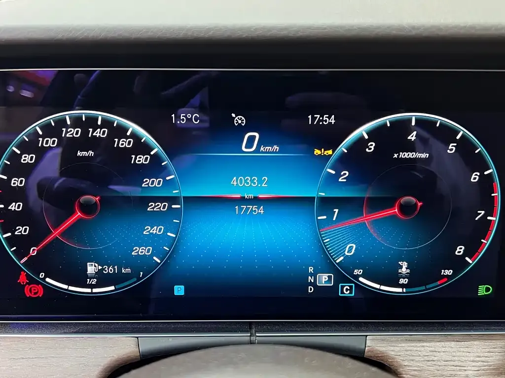 Mercedes-Benz E-Class 2023 из CN, фото 8