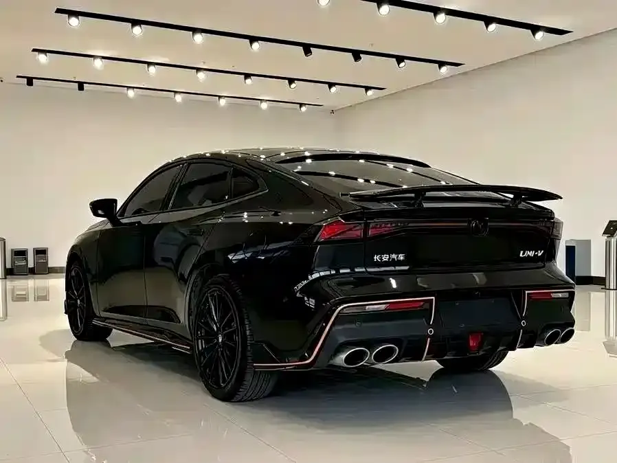 Changan UNI-V 2022 из CN, фото 2