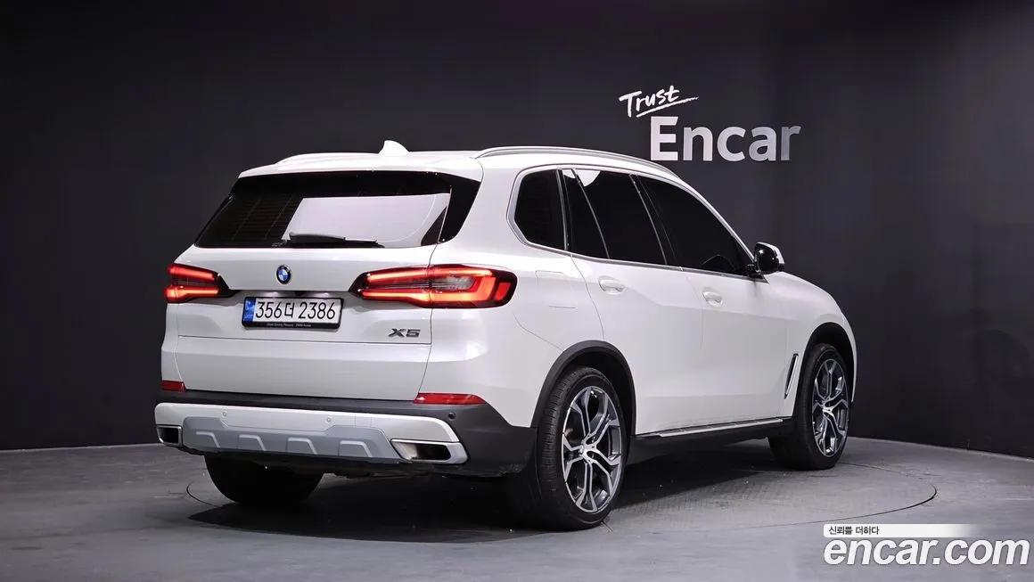 BMW X5 2022 из KR, фото 2