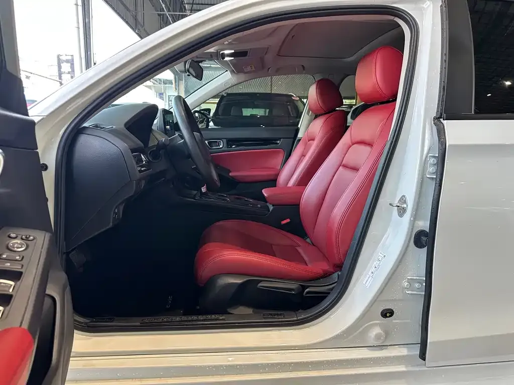 Honda Civic 2023 из CN, фото 8