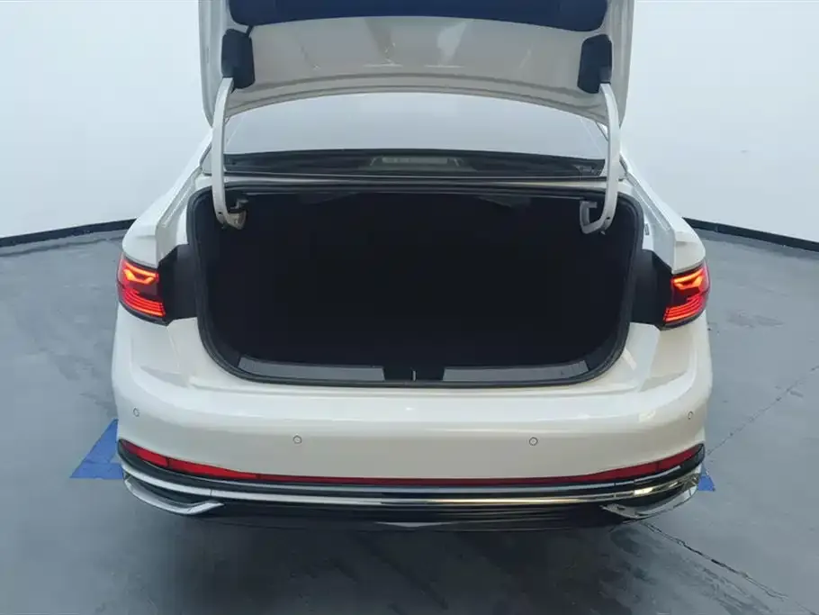 Volkswagen Sagitar 2025 из CN, фото 4