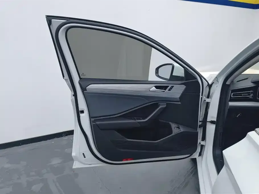 Volkswagen Sagitar 2025 из CN, фото 6