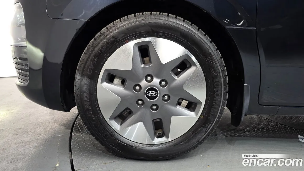 Hyundai Staria — фото 9