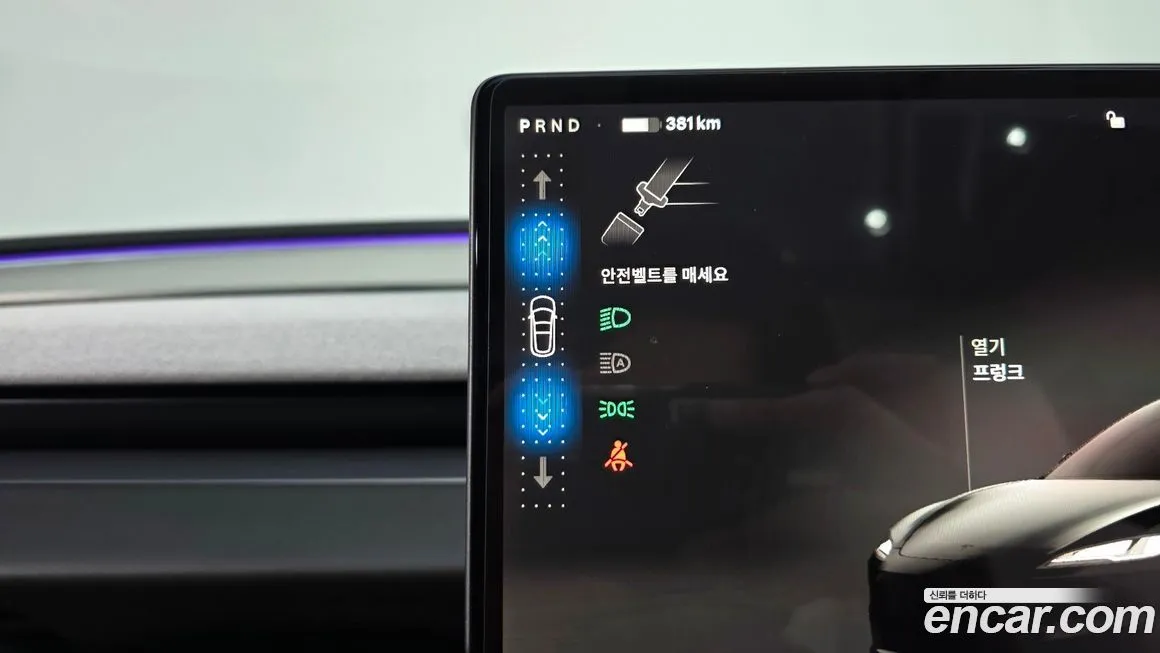 Tesla Model 3 2024 из KR, фото 6