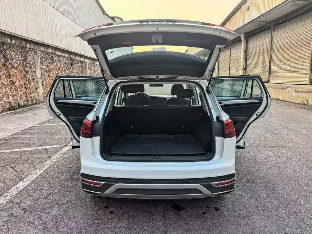 Volkswagen Tayron 2021 из CN, фото 7