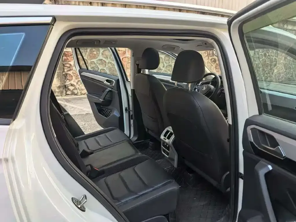 Volkswagen Tayron 2021 из CN, фото 6