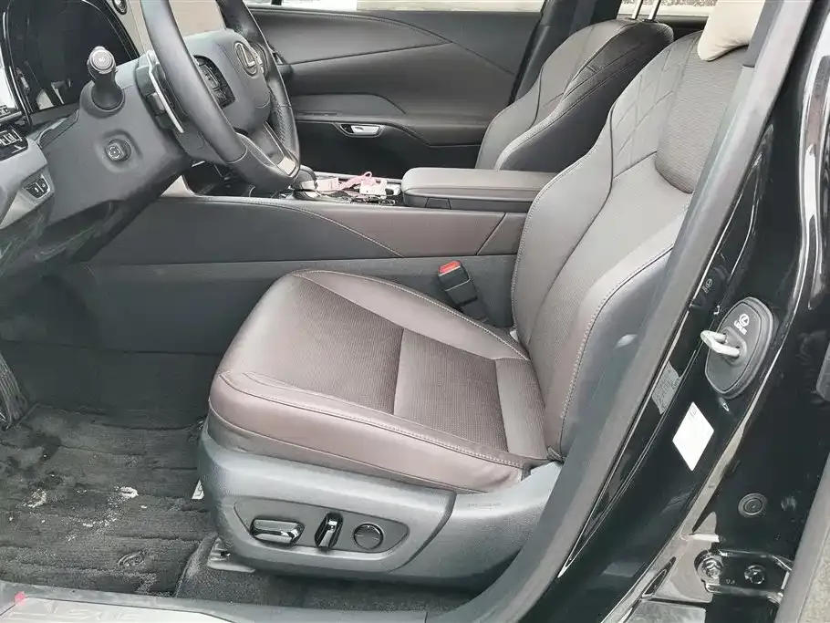 Lexus RX 2025 из CN, фото 3