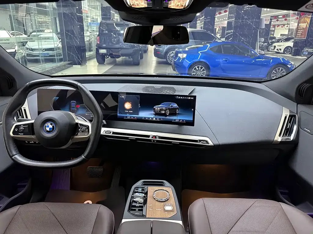 BMW iX 2024 из CN, фото 9