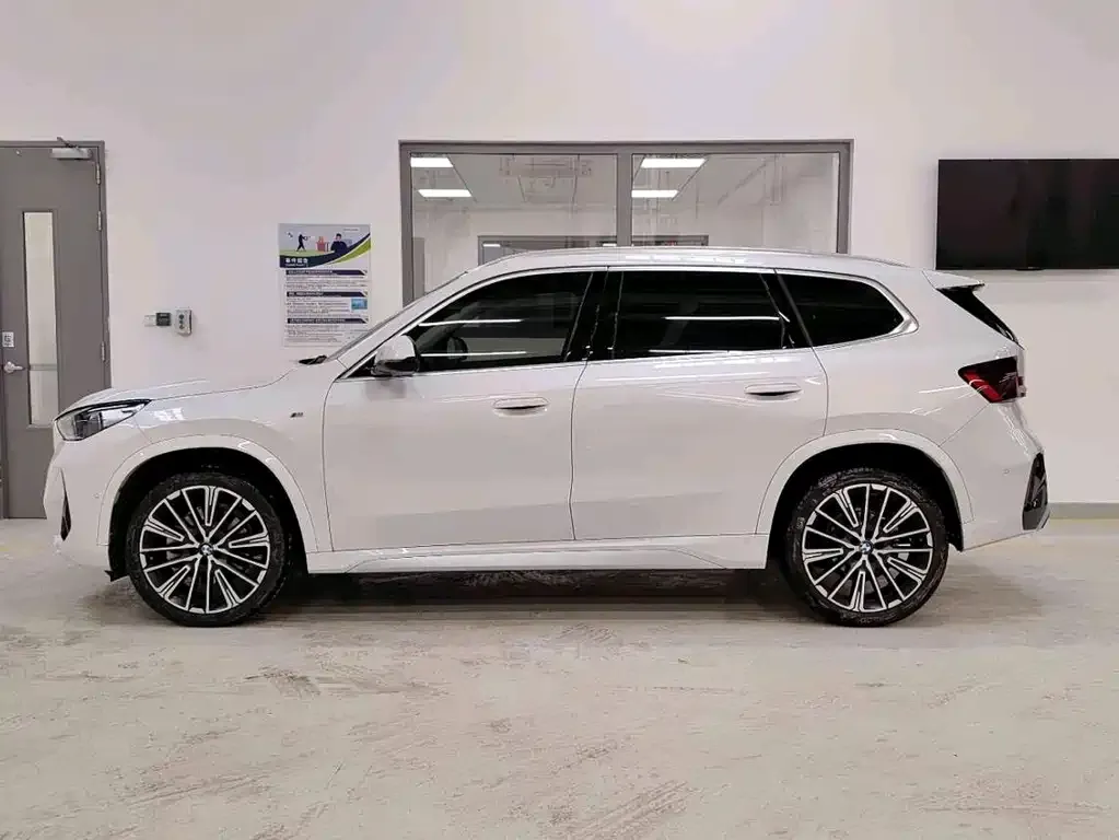 BMW X1 2025 из CN, фото 7
