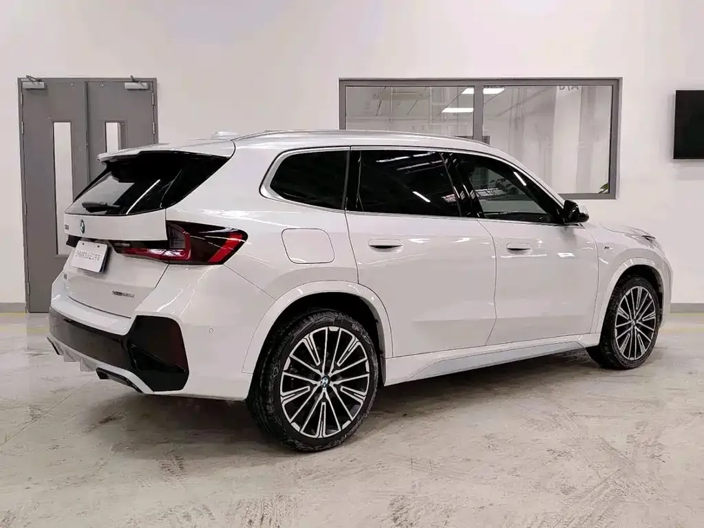 BMW X1 2025 из CN, фото 3