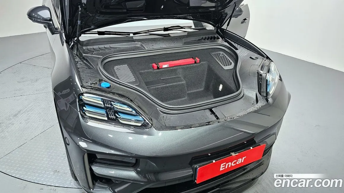 Porsche Macan 2025 из KR, фото 9