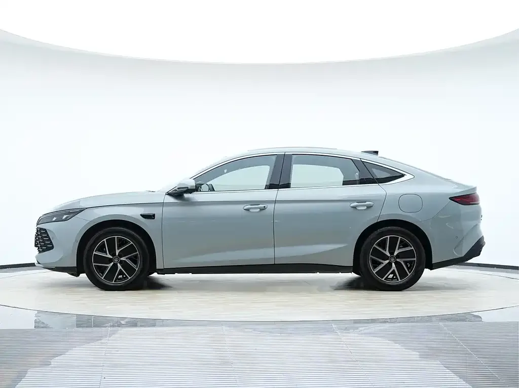 BYD Qin L 2025 из CN, фото 2