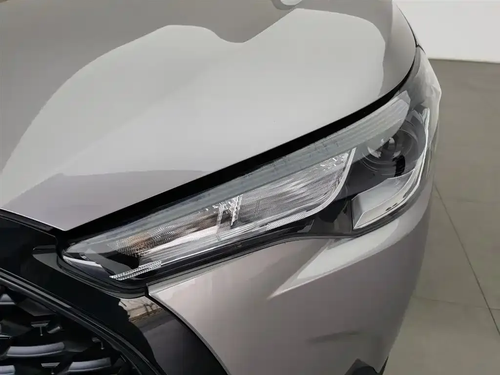 Toyota Corolla Cross 2024 из CN, фото 4