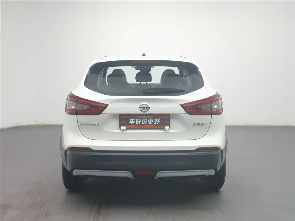 Nissan Qashqai 2022 из CN, фото 2