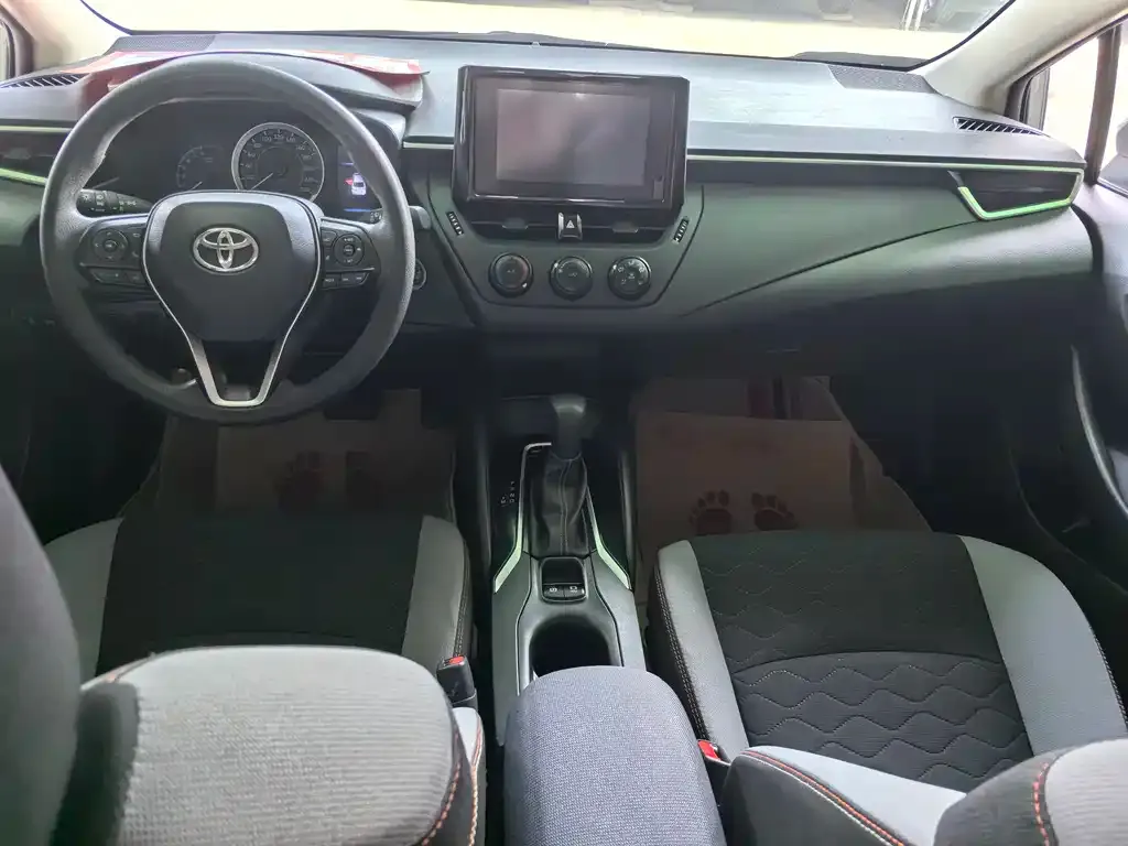 Toyota Corolla 2023 из CN, фото 10
