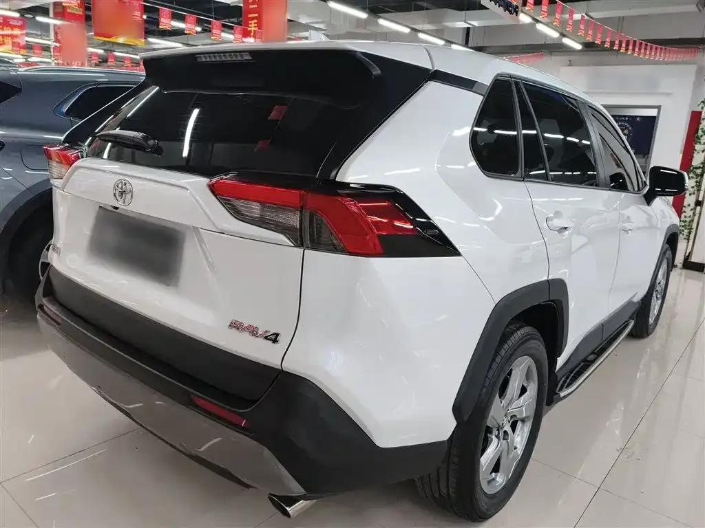 Toyota RAV4 2022 из CN, фото 7
