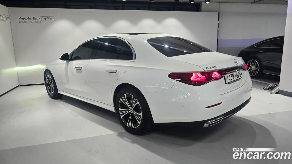Mercedes-Benz E-Class 2024 из KR, фото 4
