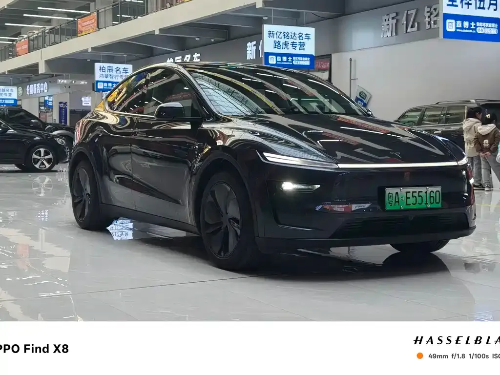 Tesla Model Y 2025 из CN, фото 7