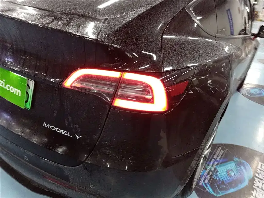 Tesla Model Y 2023 из CN, фото 5