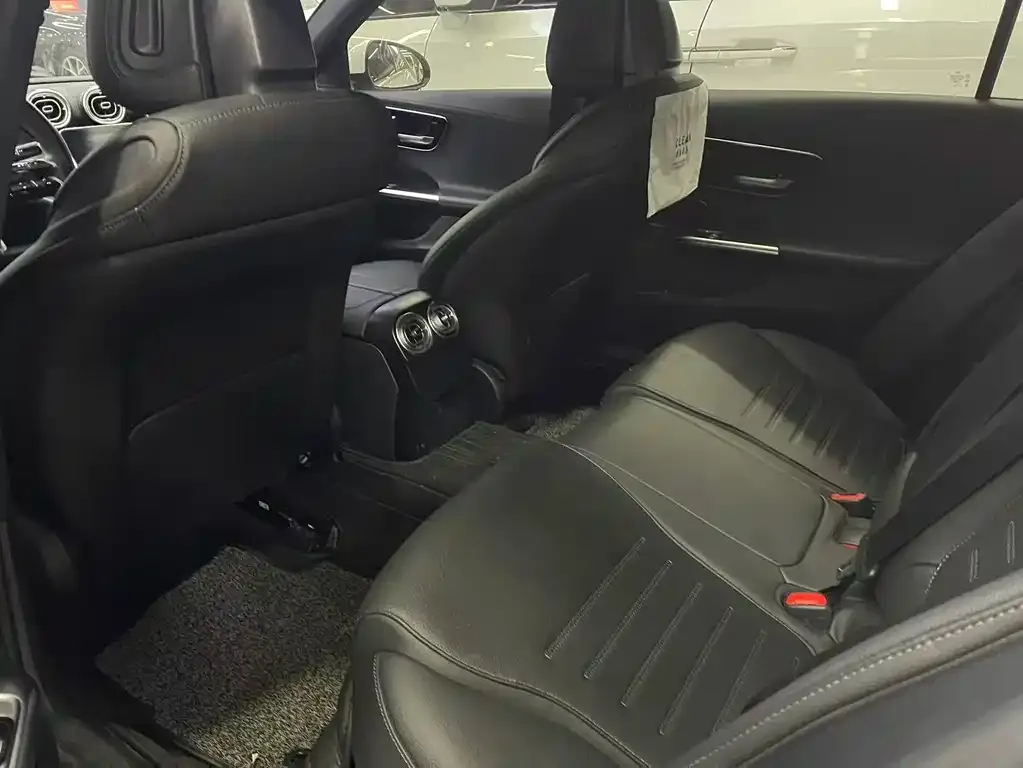 Mercedes-Benz C-Class 2023 из CN, фото 2