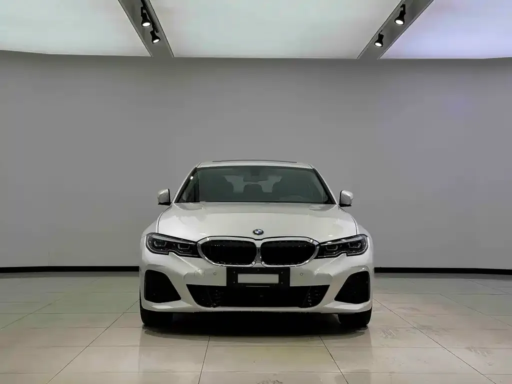 BMW 3 Series 2022 из CN, фото 5