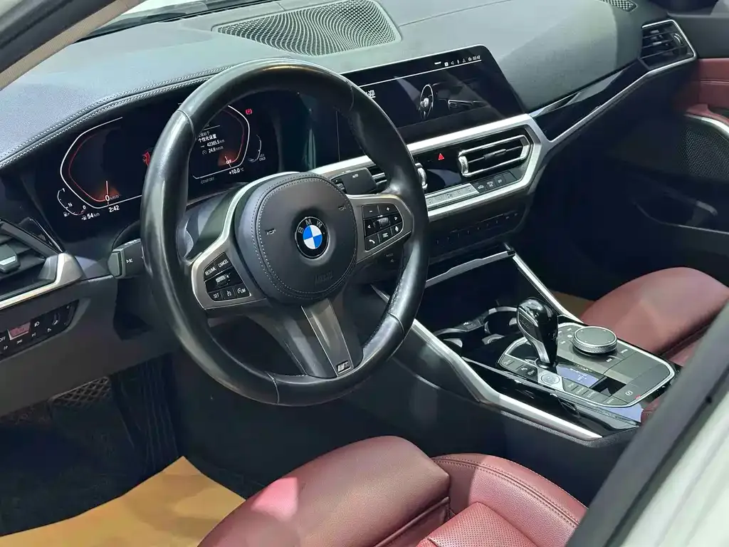 BMW 3 Series 2022 из CN, фото 7