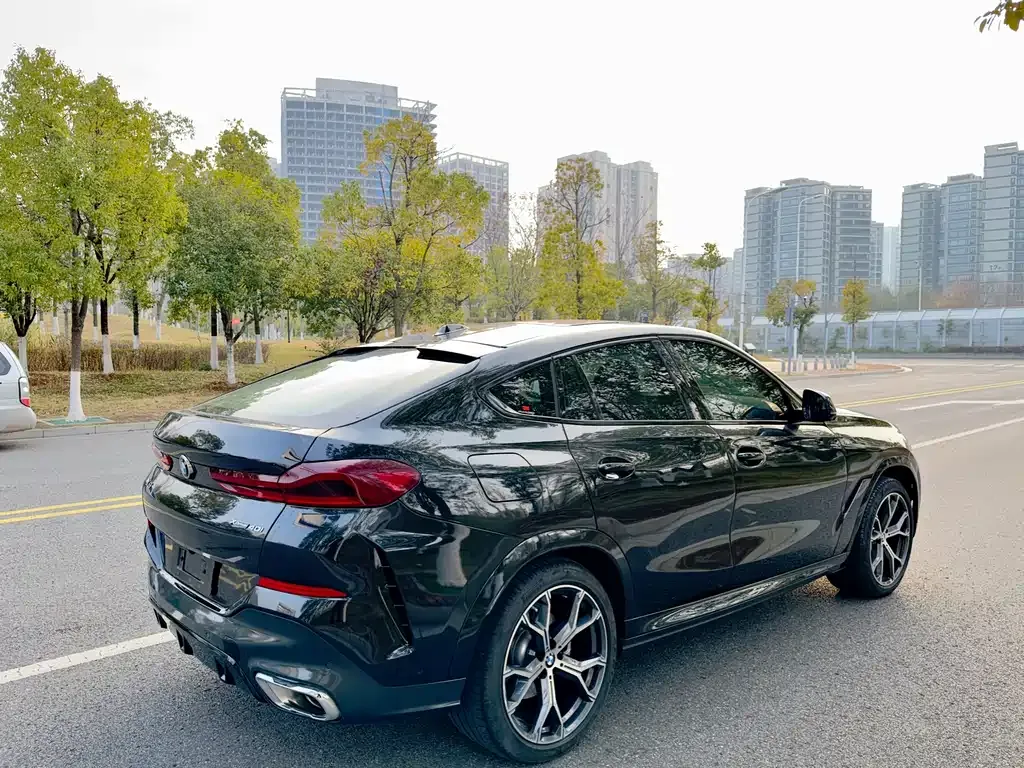 BMW X6 2024 из CN, фото 4