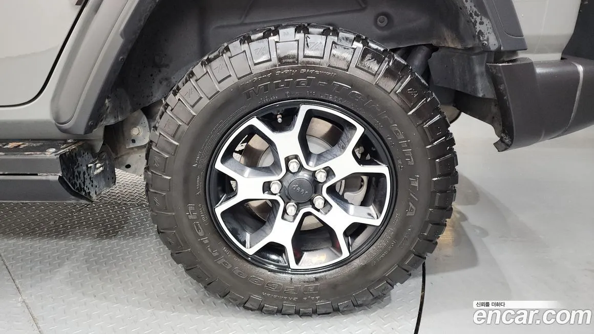 Jeep Wrangler 2021 из KR, фото 2