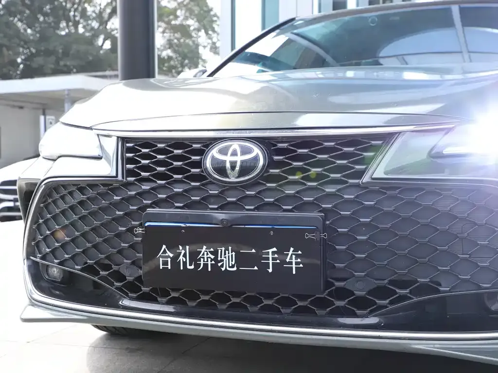 Toyota Avalon 2023 из CN, фото 9
