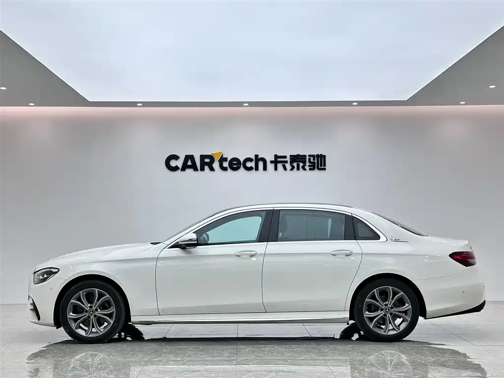 Mercedes-Benz E-Class 2023 из CN, фото 2
