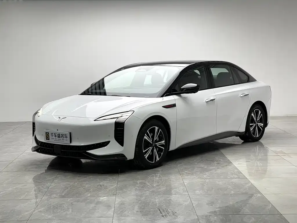 Hongqi EH7 2024 из CN, фото 1
