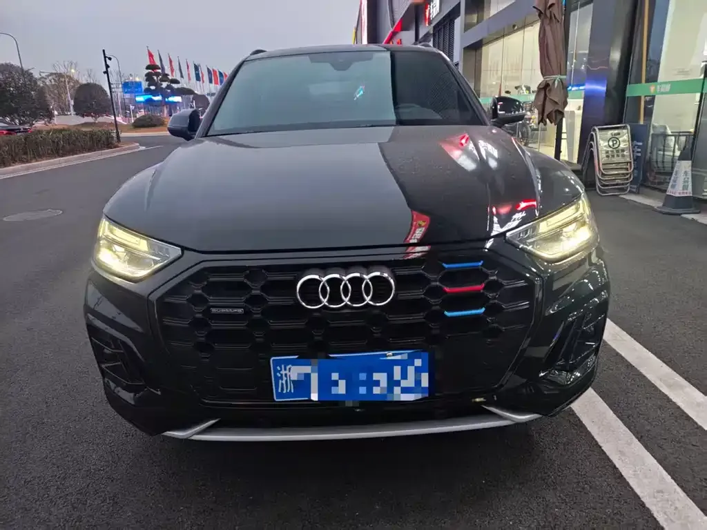 Audi Q5L 2025 из CN, фото 1