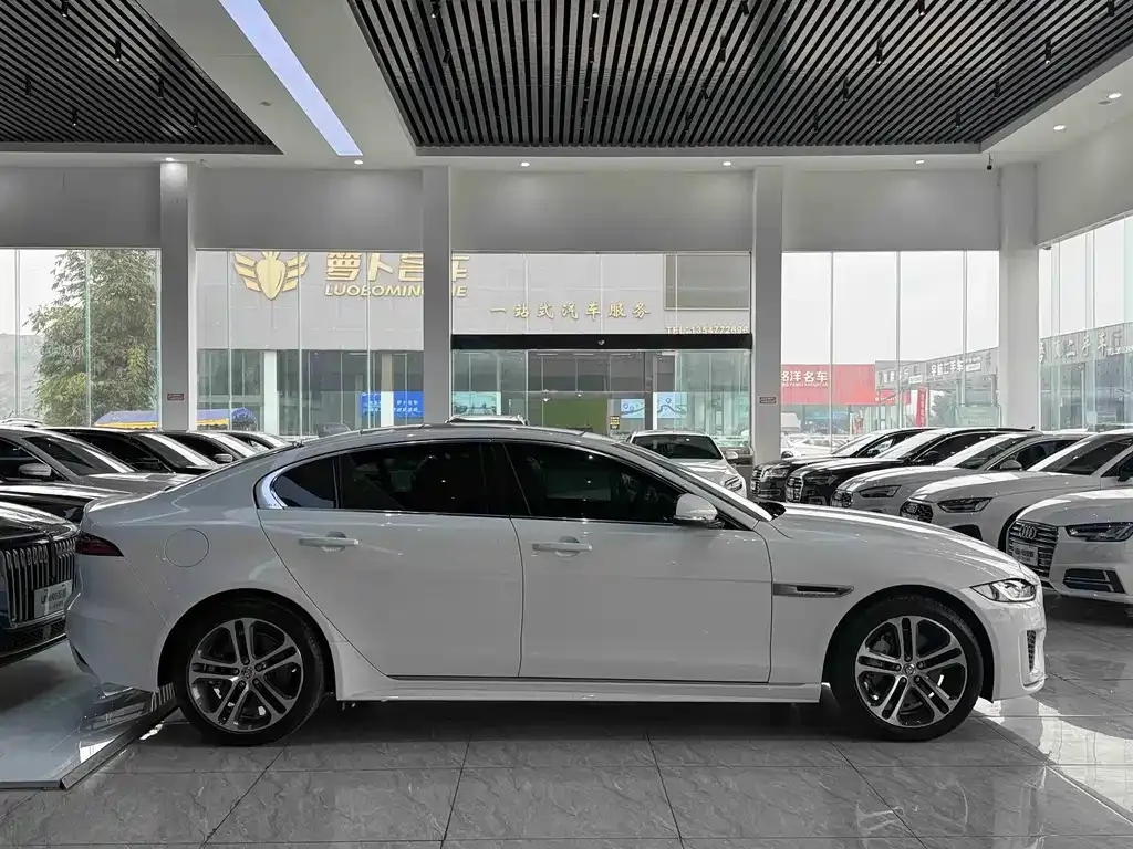 Jaguar XEL 2024 из CN, фото 10