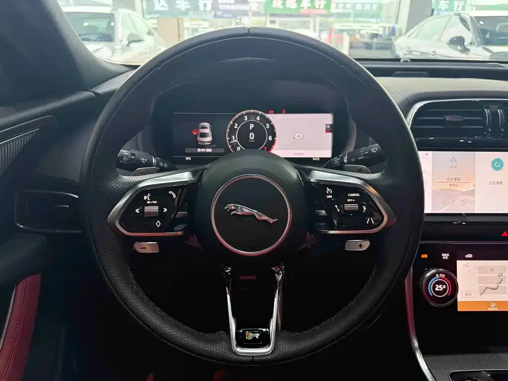 Jaguar XEL 2024 из CN, фото 5
