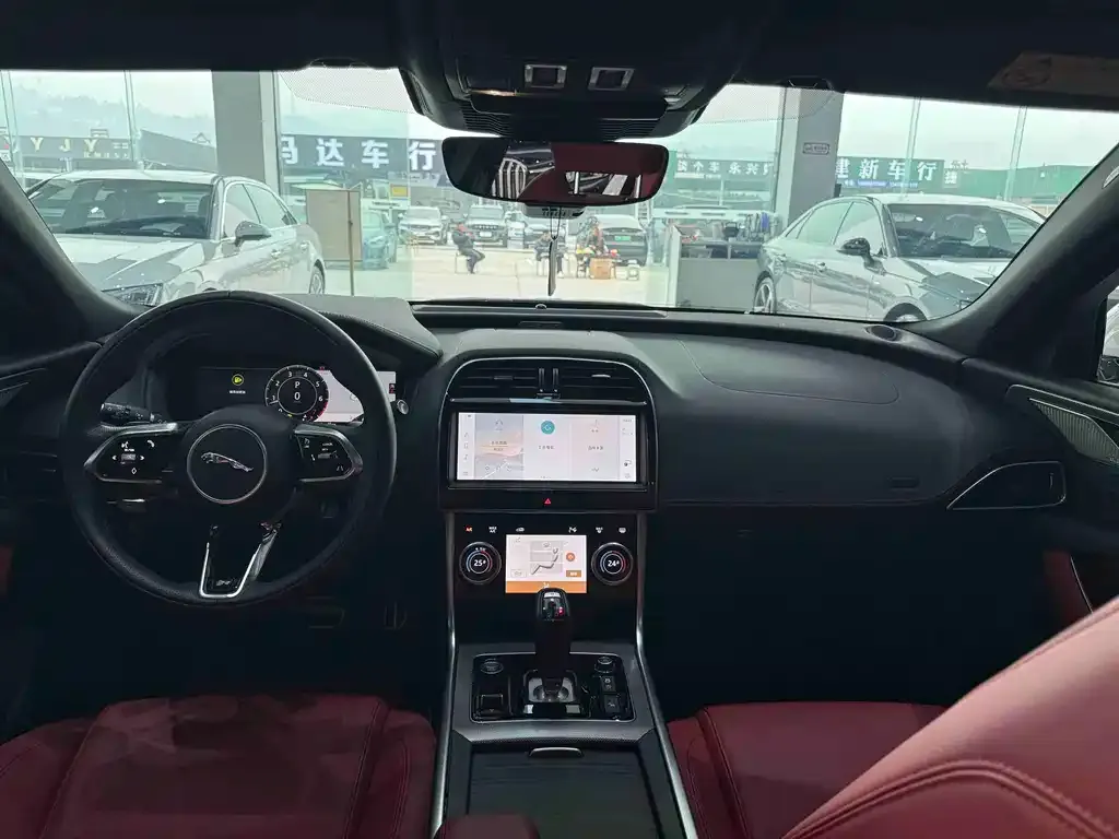 Jaguar XEL 2024 из CN, фото 6