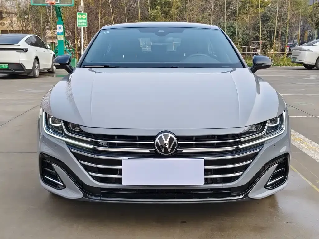 Volkswagen CC 2024 из CN, фото 10